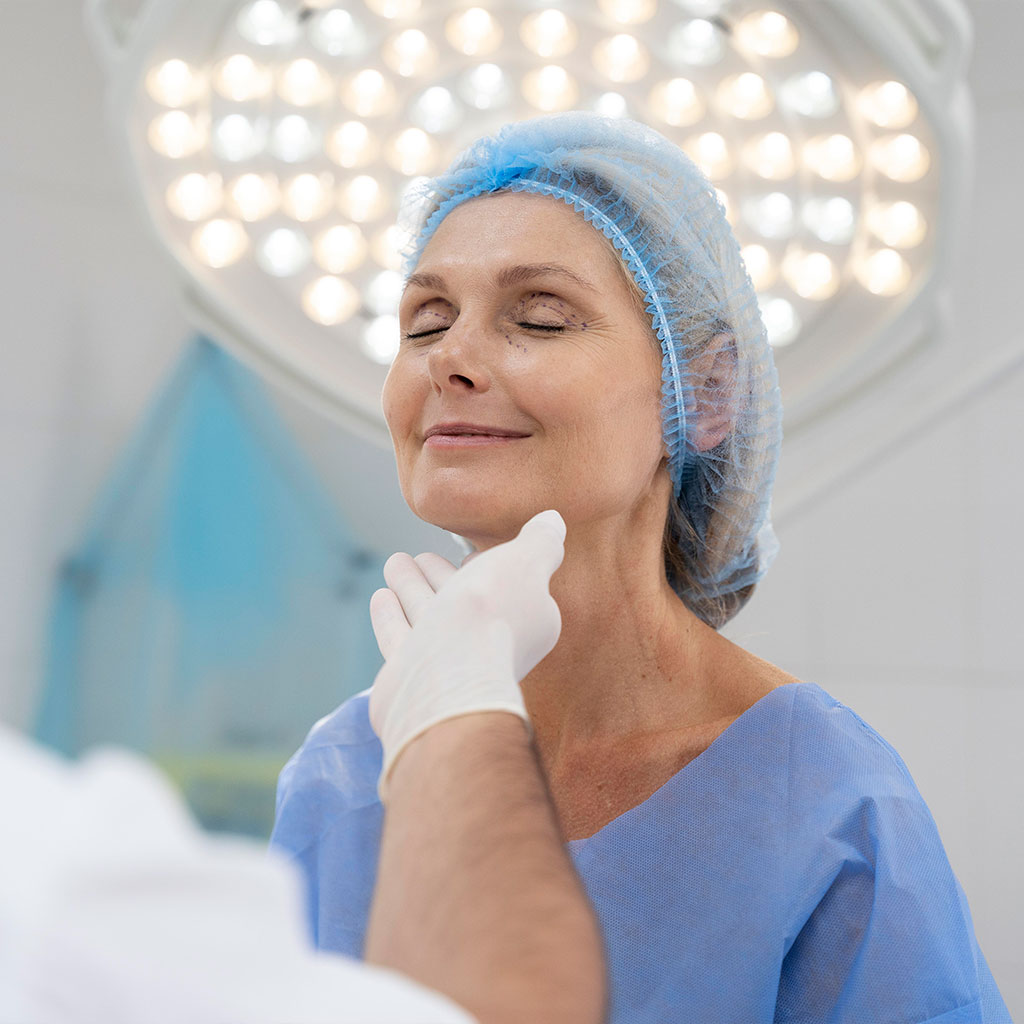 Procedimiento de rejuvenecimiento facial en Rogans