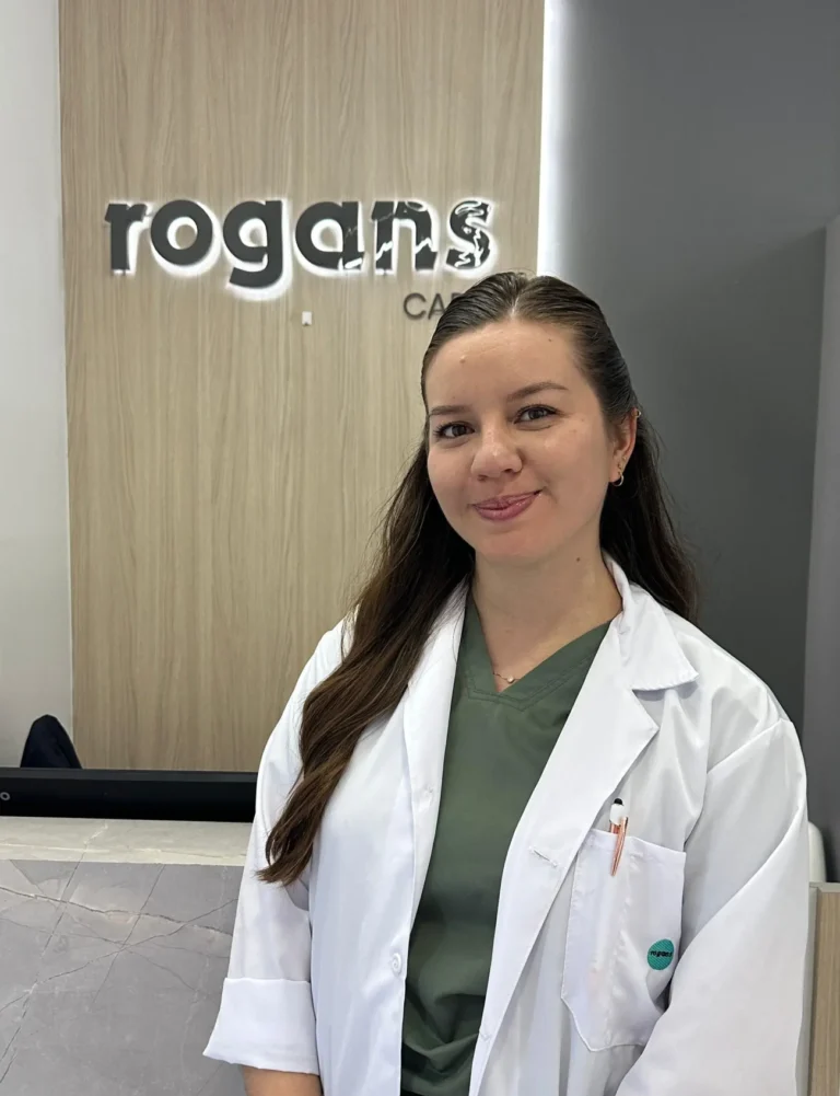 Maria Paula Bohorquez, Médica en Rogans